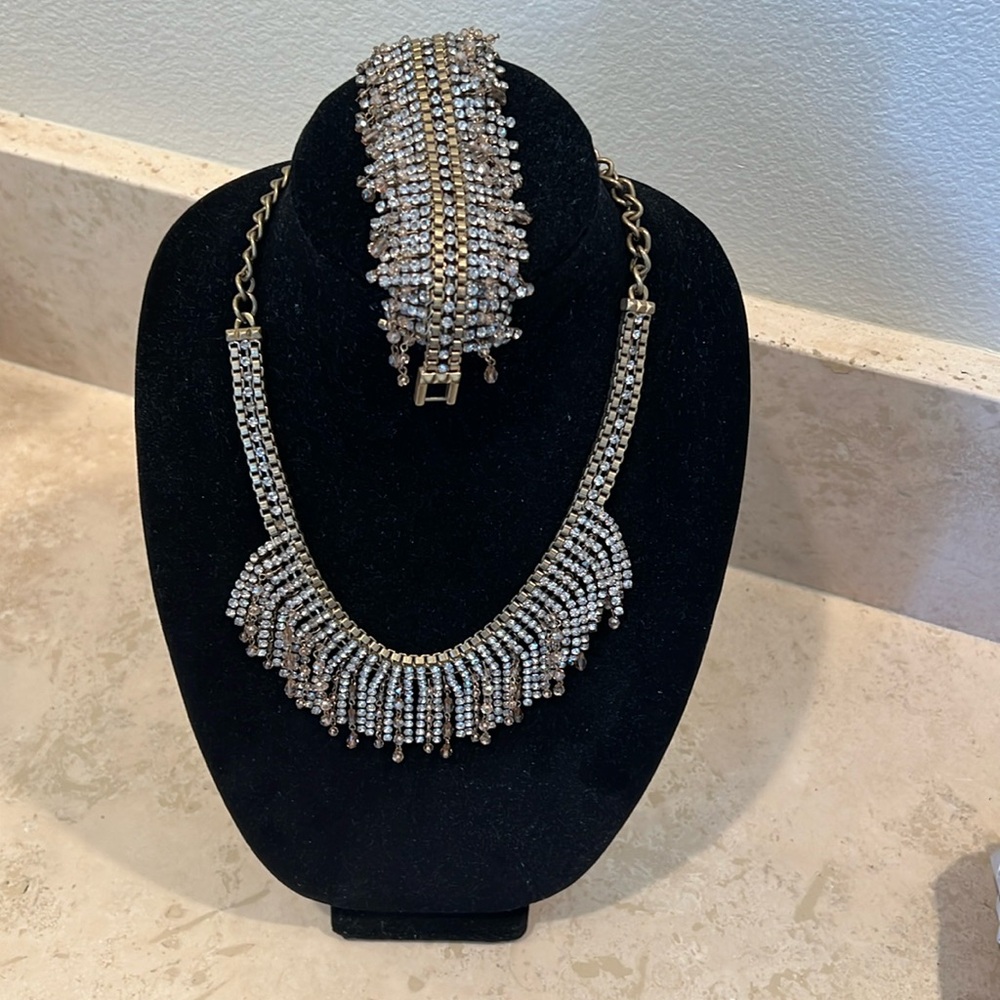 Stella and Dot Rinestone Necklace and Bracelet set